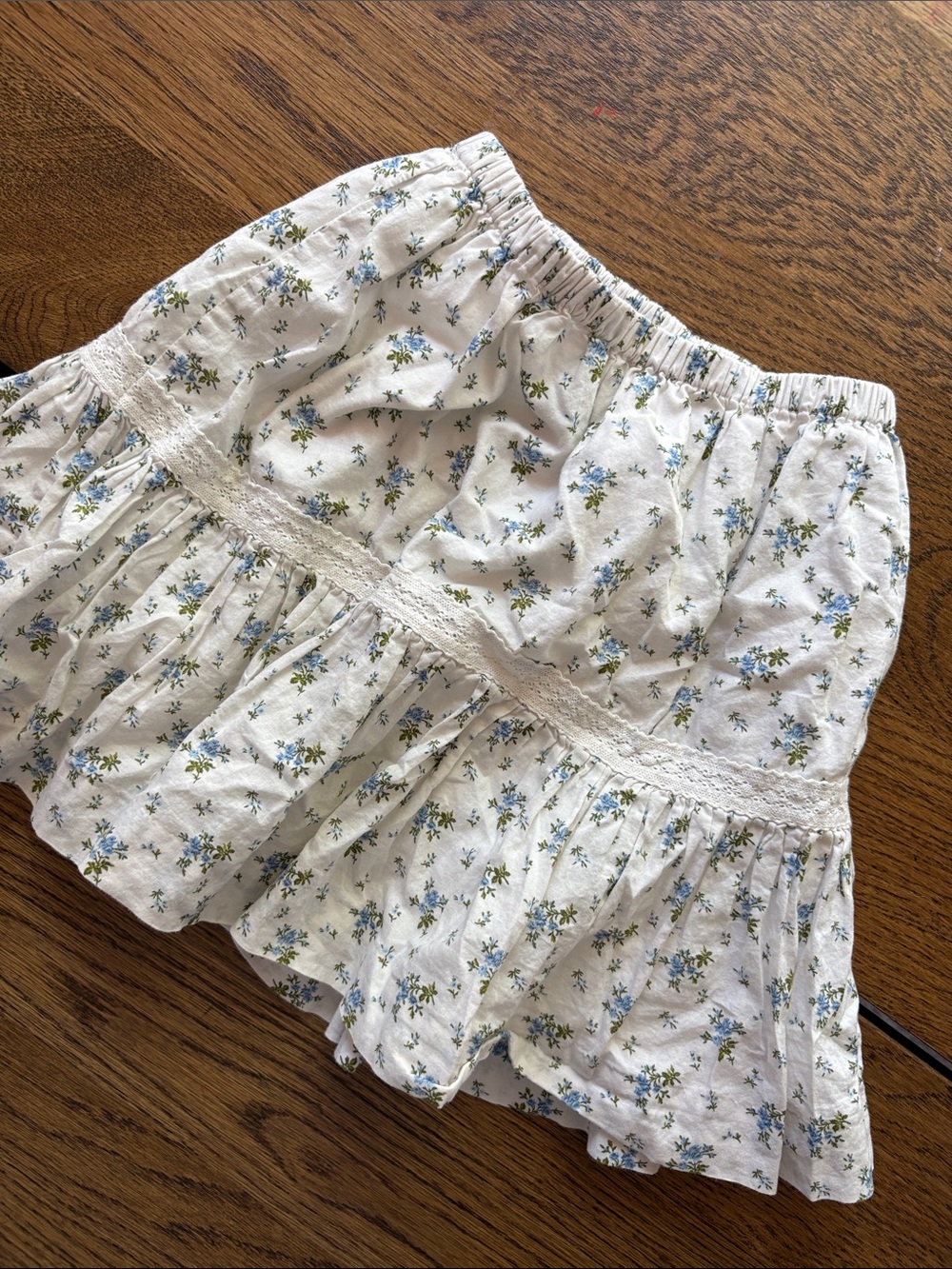 Polo by Ralph Lauren White Floral Skirt Lace Trim